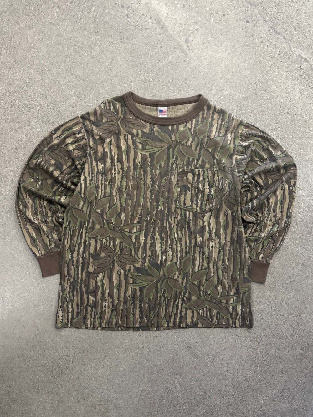 Vintage Realtree Bark Camo Long Sleeve Pocket Shirt - L